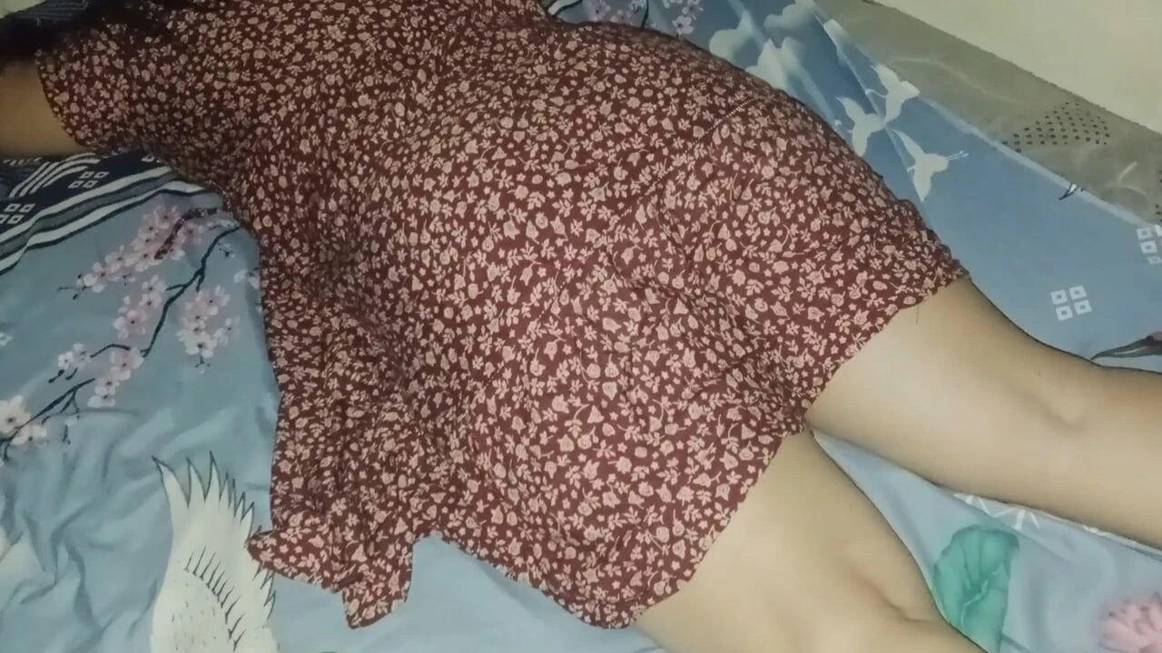 A single mother who doesn’t want to be a single mother until the end of the season